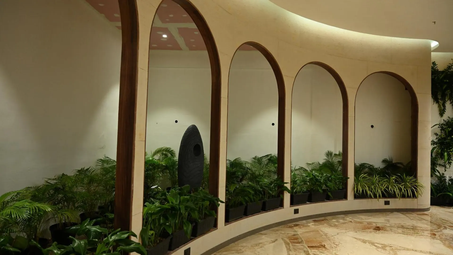 0484 Aero Lounge-Terminal 2 Cochin Airport Hotel Nedumbassery