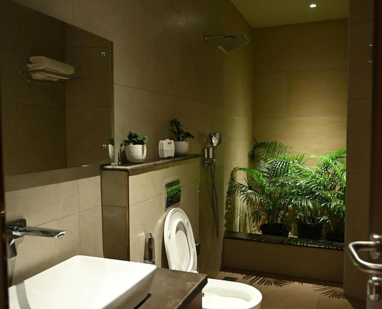 0484 Aero Lounge-Terminal 2 Cochin Airport Hotel Nedumbassery